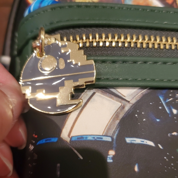 NWT Loungefly Star Wars Return Of The Jedi Scene Green Backpack - Picture 7 of 13